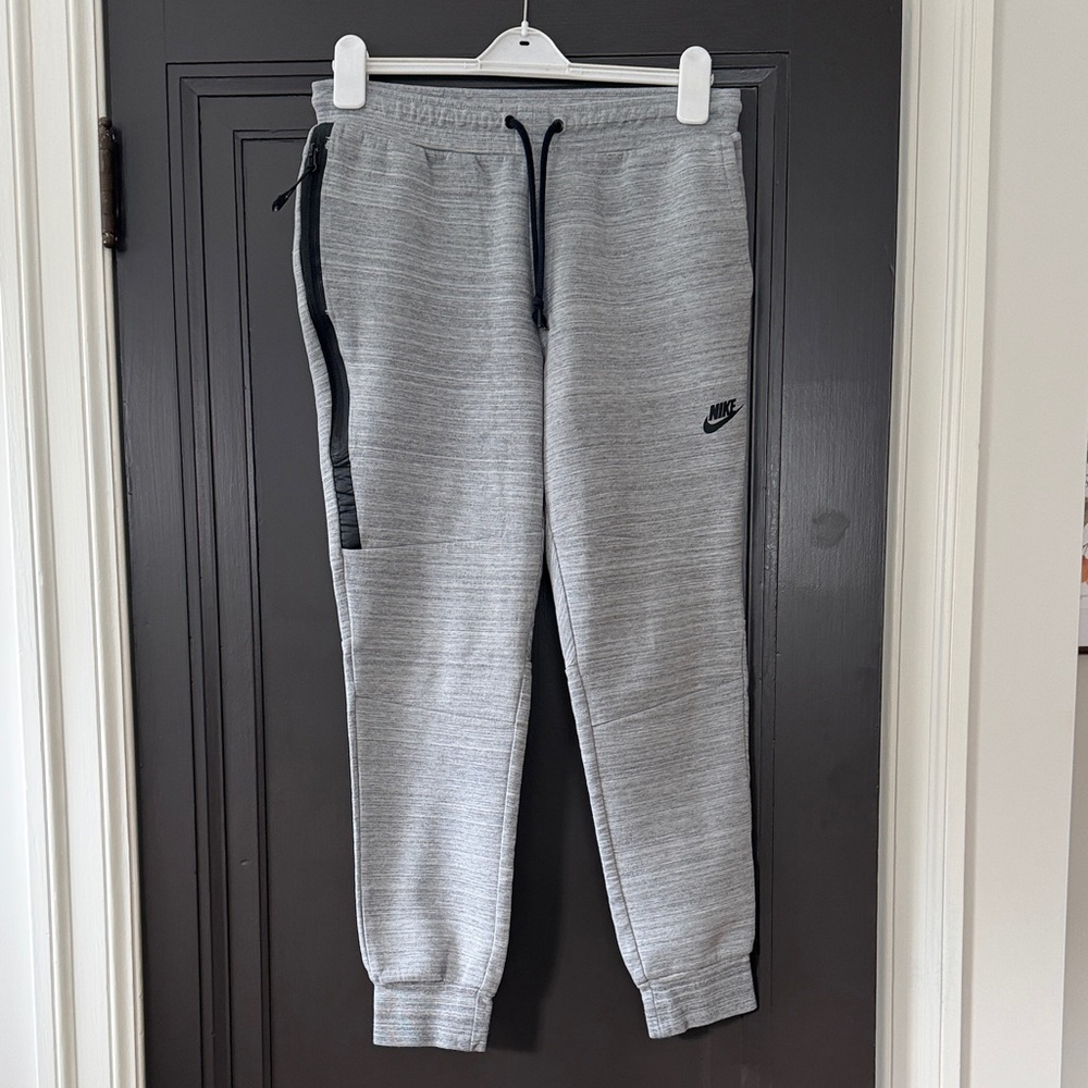 Nike Gray Joggers with Black Accents, Men’s M
